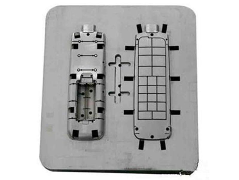 龙里精密塑料模-08